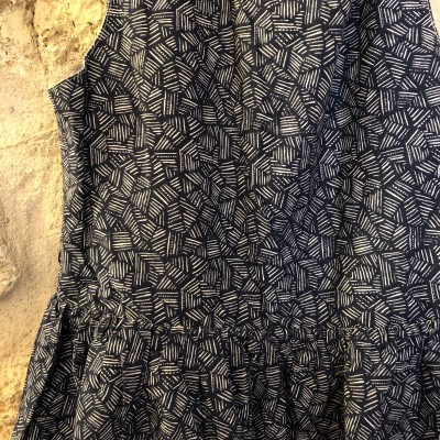 Robe réversible T 8 10 ans