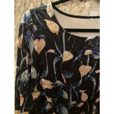 Robe longue en velours motifs fleuris...